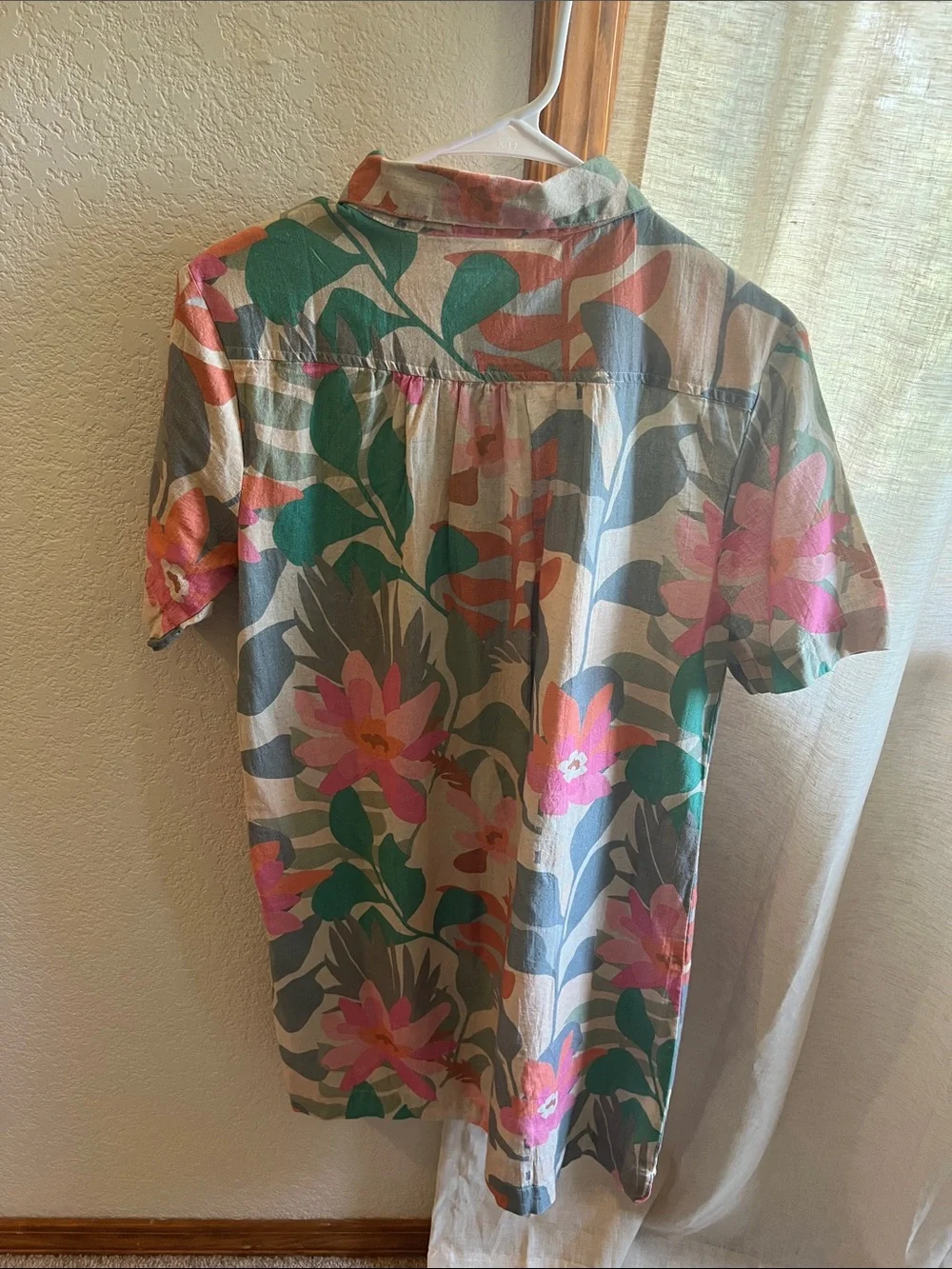 dylan Short-Sleeve Floral Button-Down Dress in Pink, Green, Gray